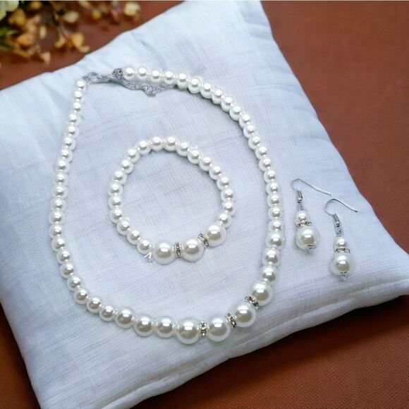 Elegant Pearl Jewelry 4pc Matching Set Classic Formal Wedding Bridal Prom - Picture 1 of 12